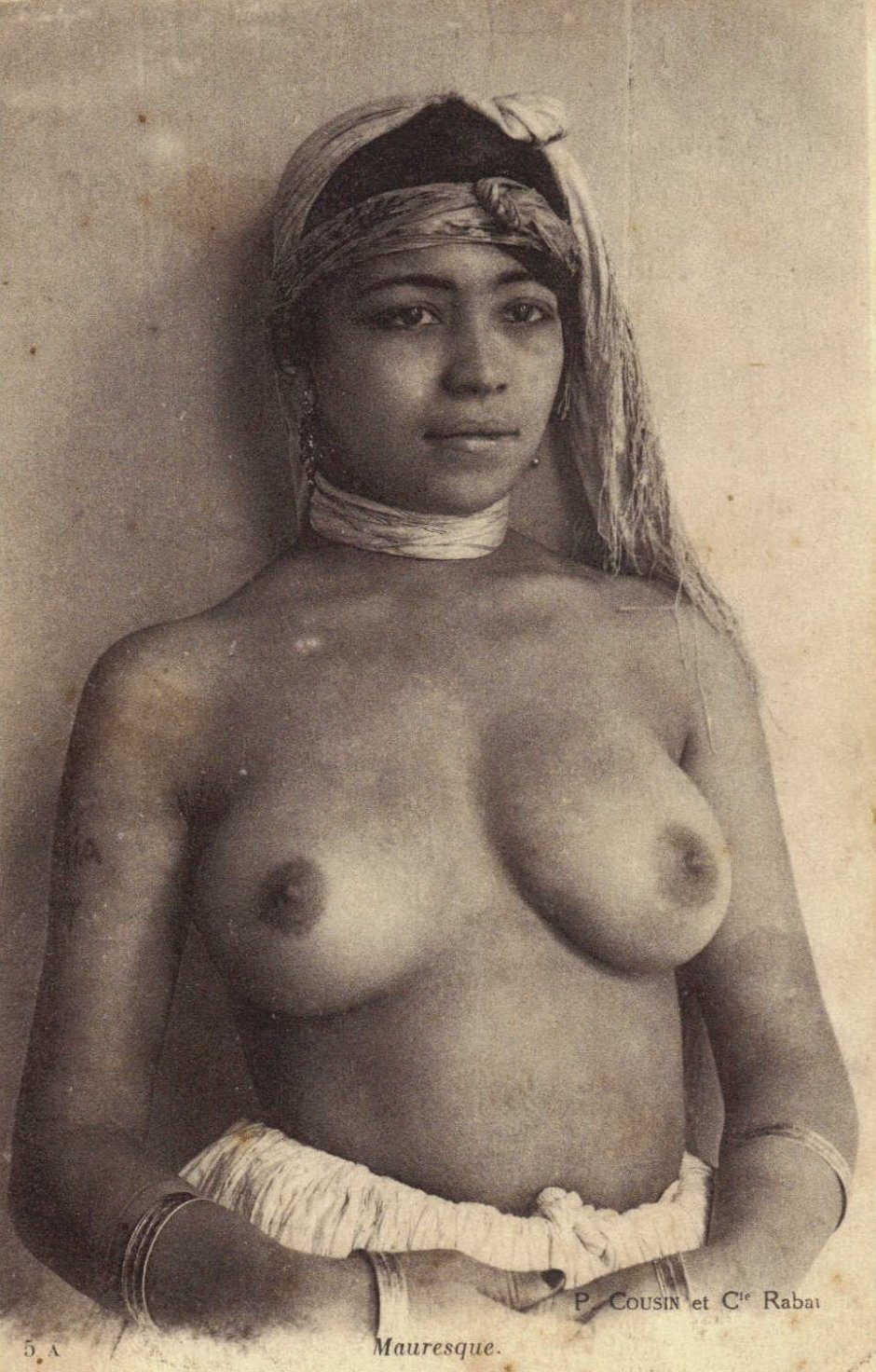 Naked Moroccan women