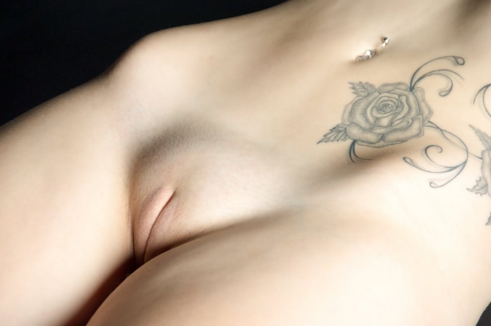 Female tattoos on pubis