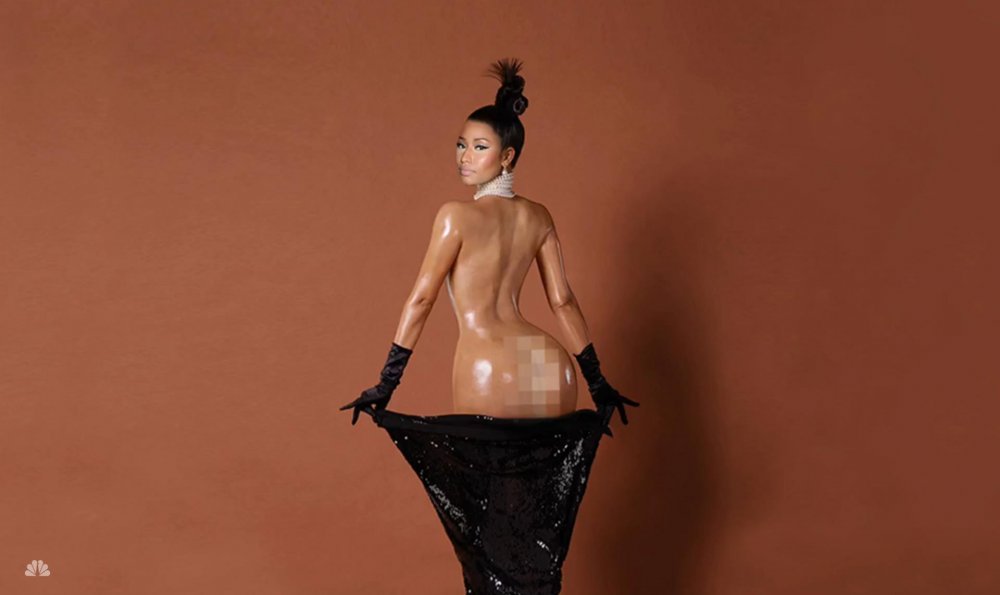 Kim Kardashian Photo Session Paper