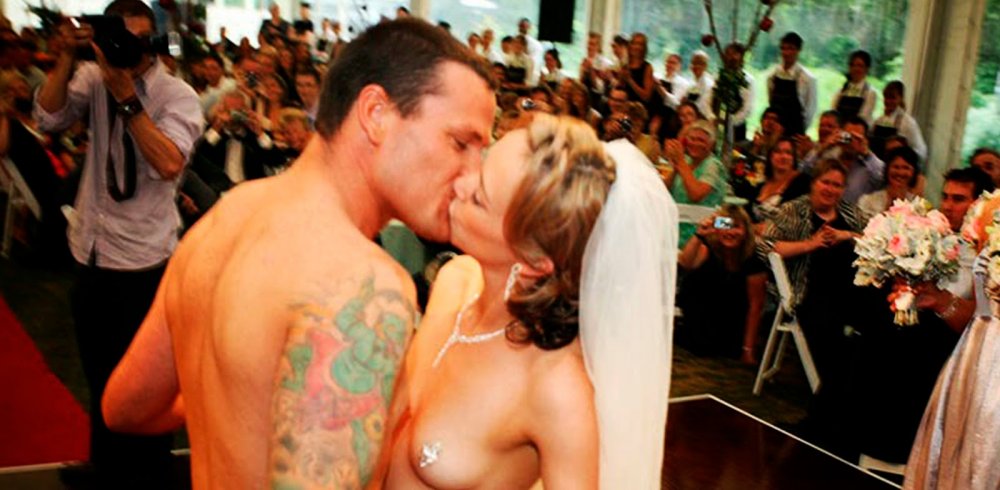 Bride undressed at the wedding