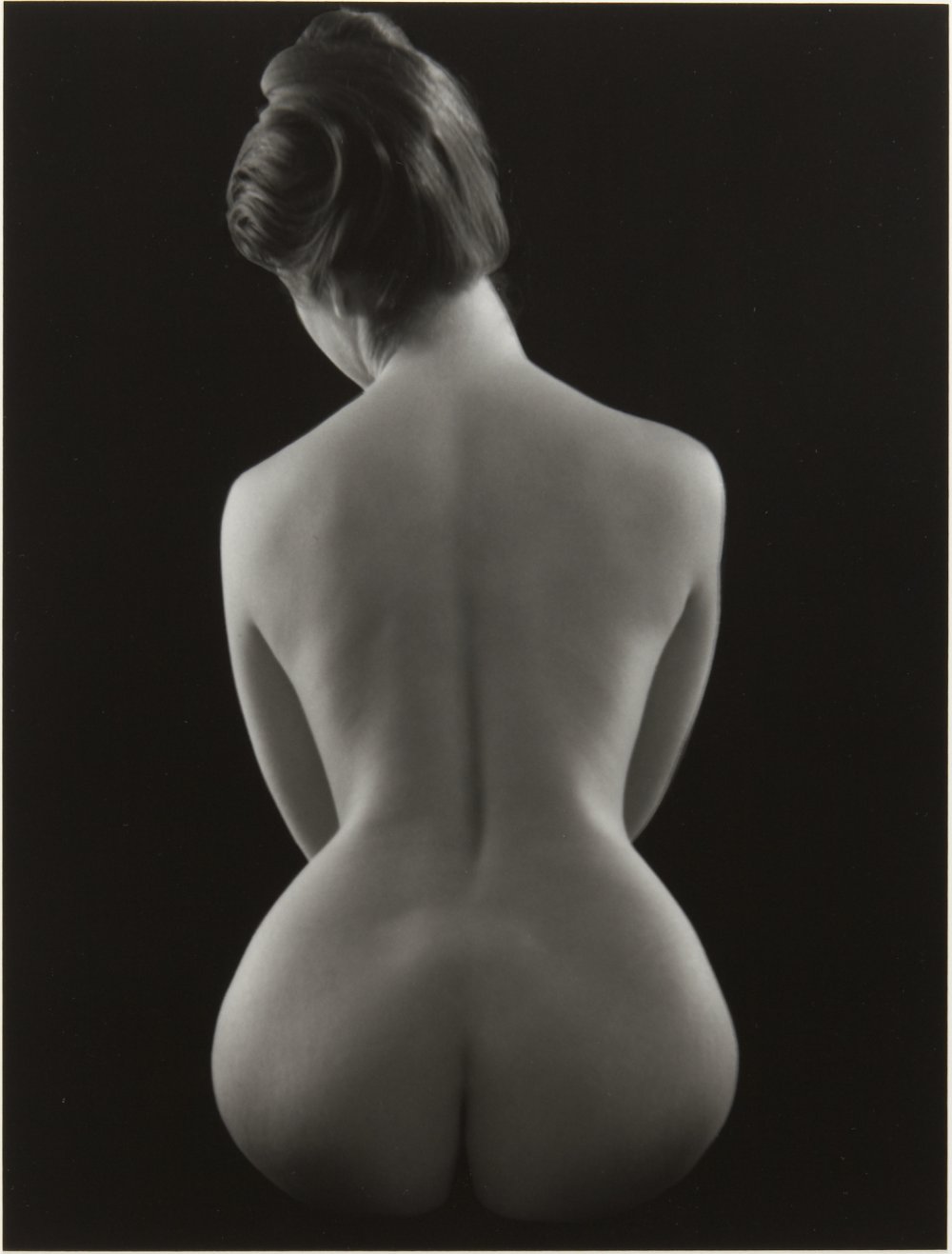 Beautiful naked female figures