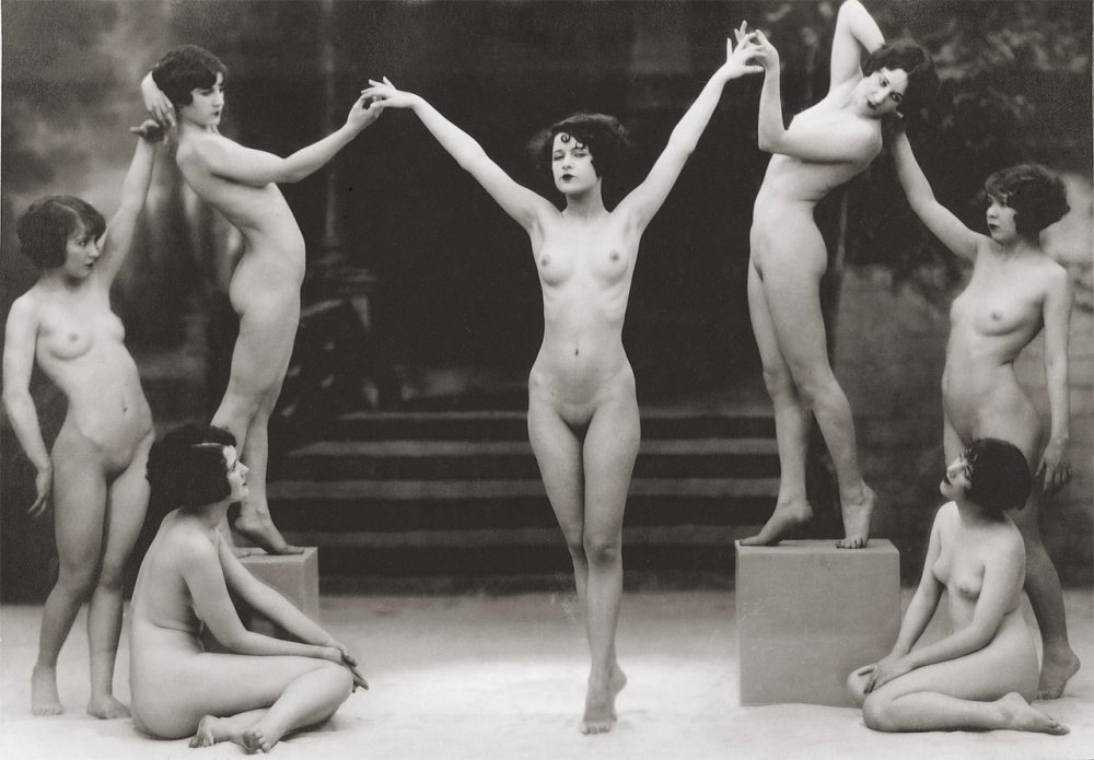 Naked women between the legs are private