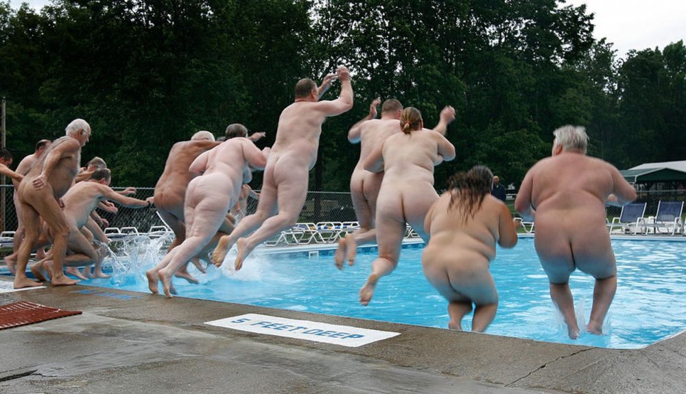 Cartoon women undress for swimming