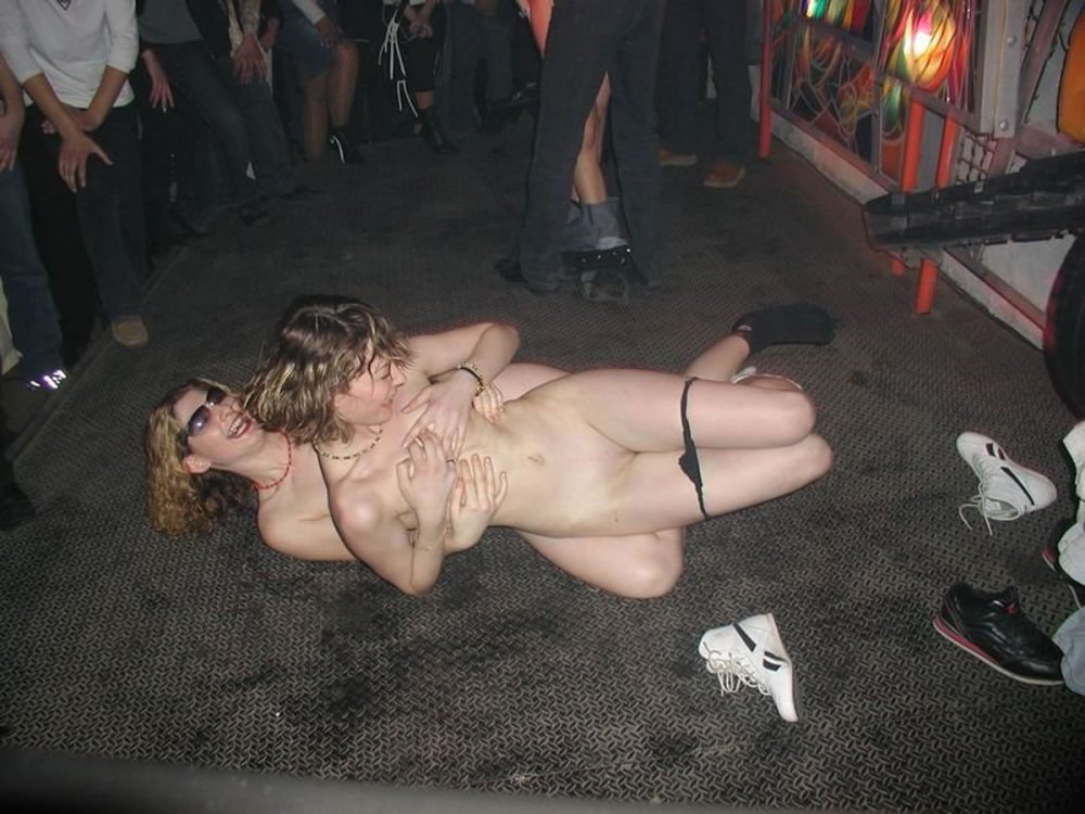 Naked girls are drunk