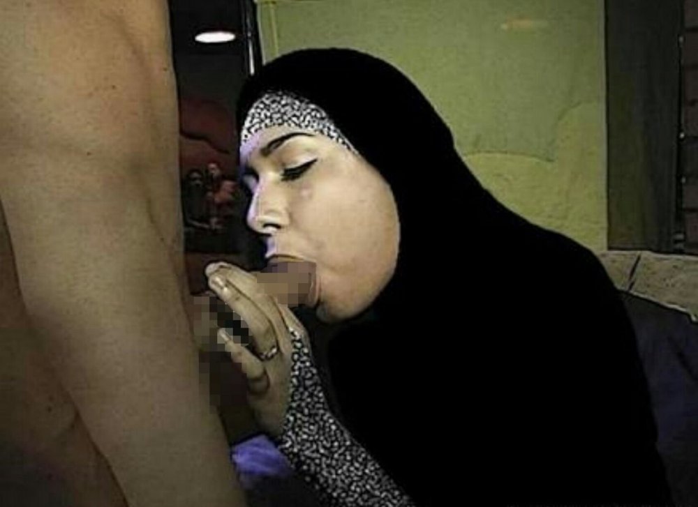 Muslim woman with big breasts