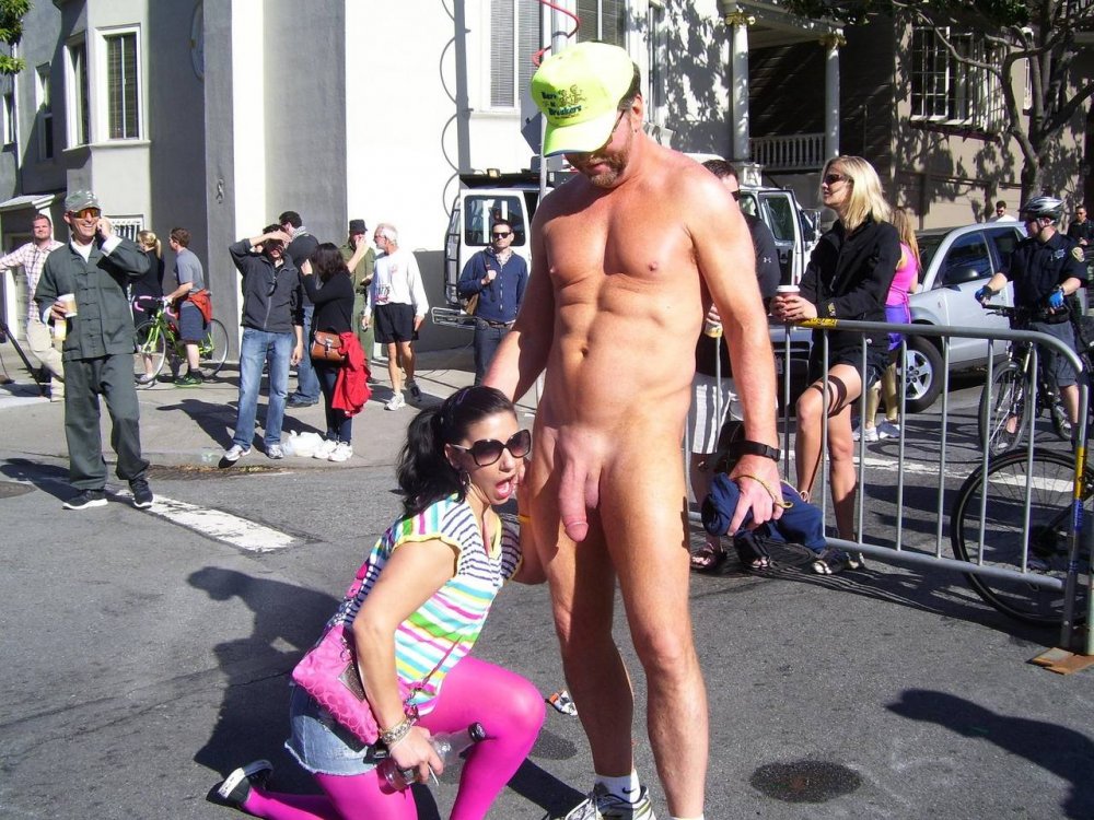 Naked women in unexpected places