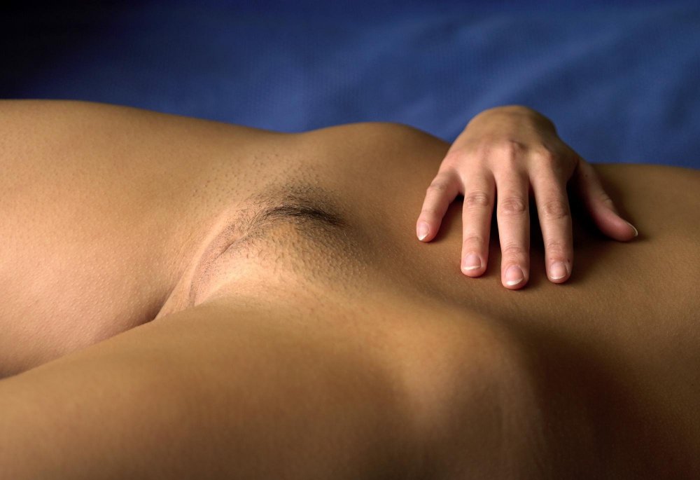 Boys with shaved pubis