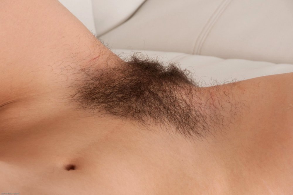 The most hairy women's pubis