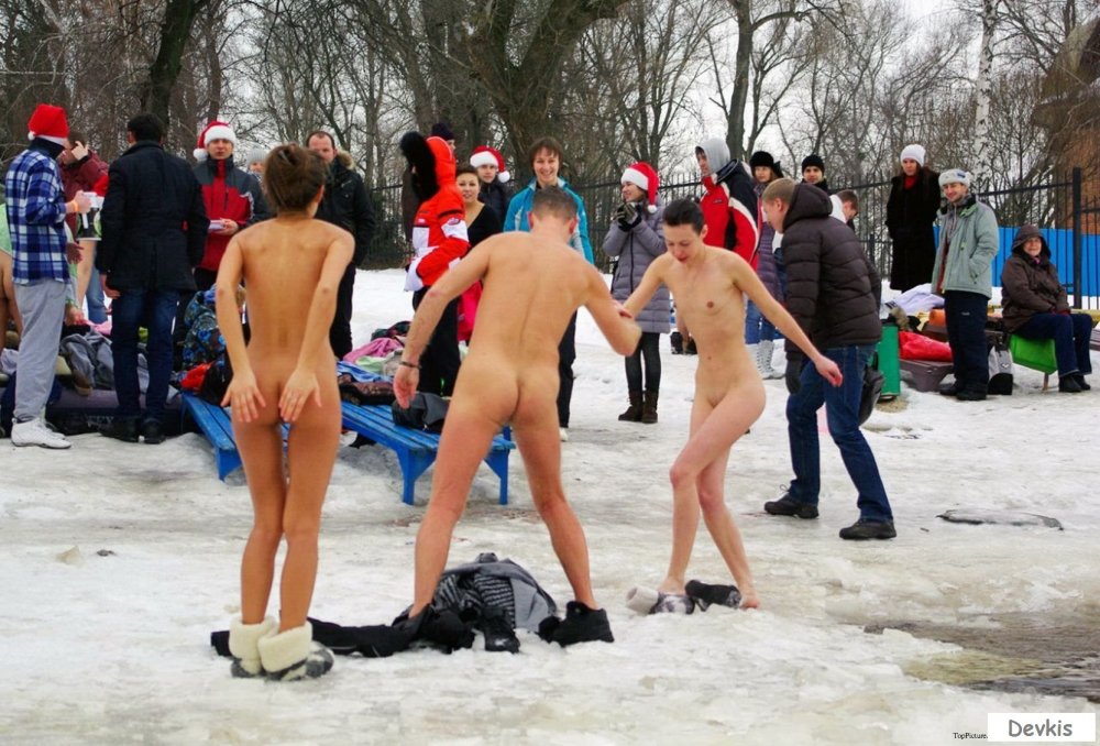 Exhibitionistics on snow