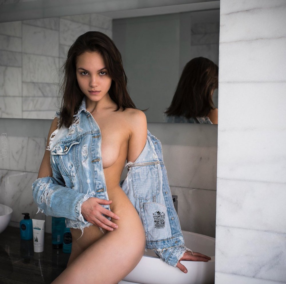 Maria Demin / Maria Demina Nude