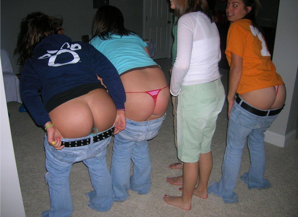 Mass demonstration of bare female ass