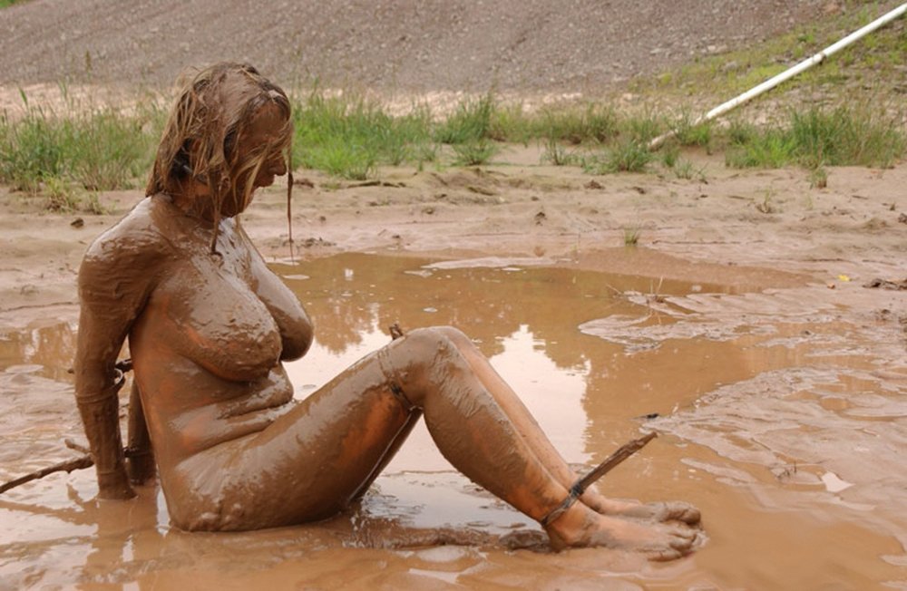 Naked girls in mud