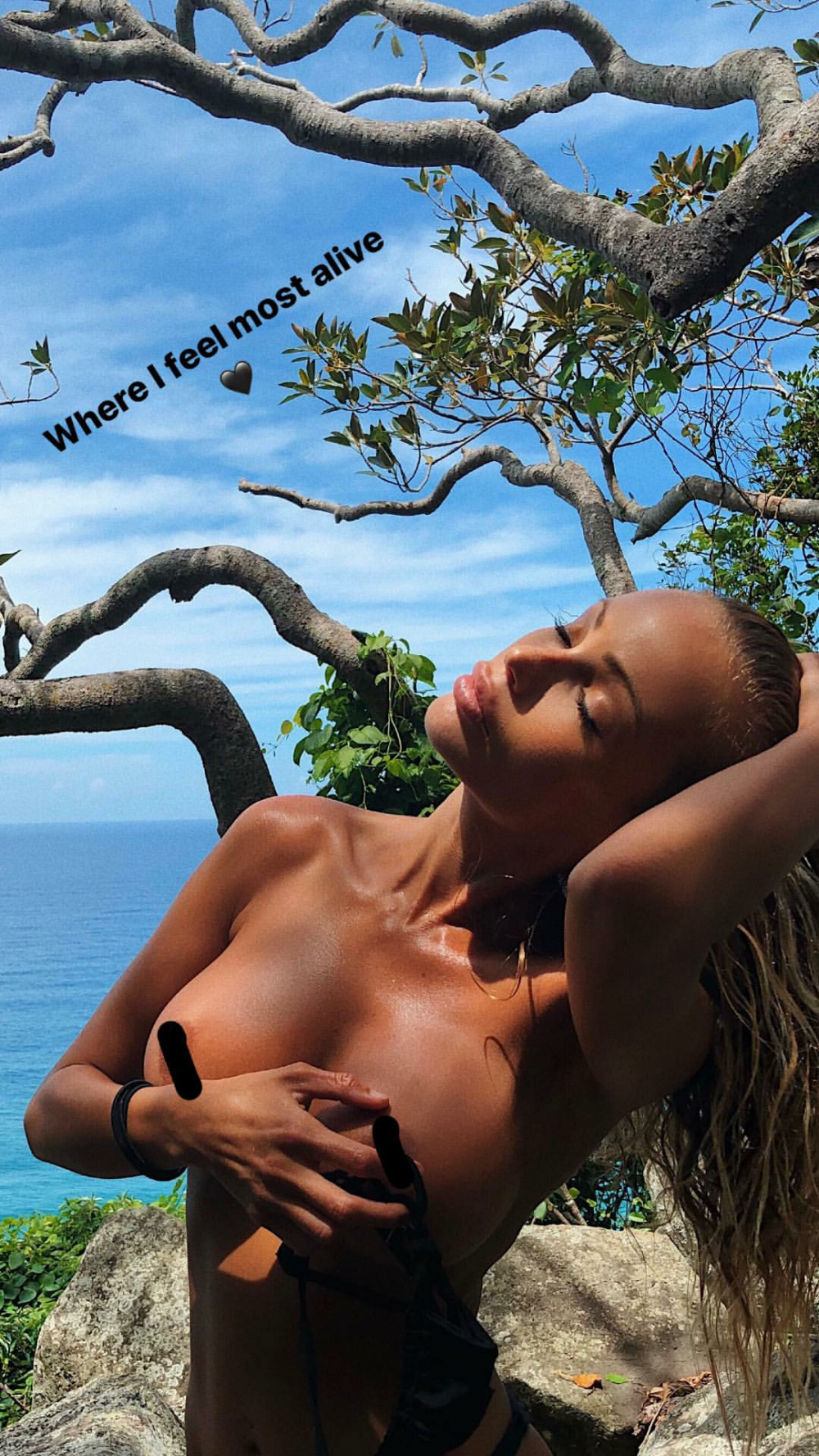 Abby Dowz (ABBY DowSe) Playboy