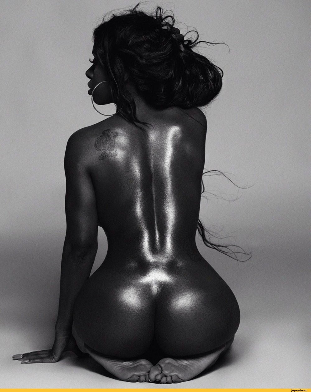 Beautiful naked black women