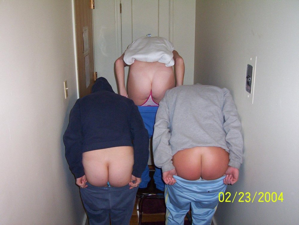 Drunk girls show tits