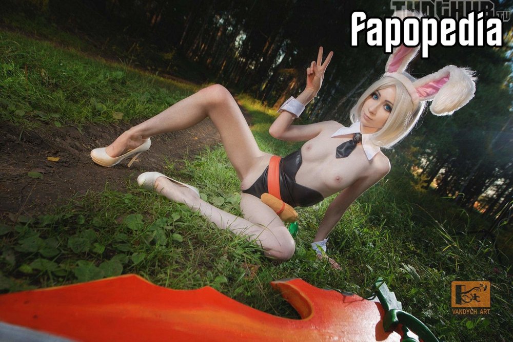 Naked pussy sexy brown