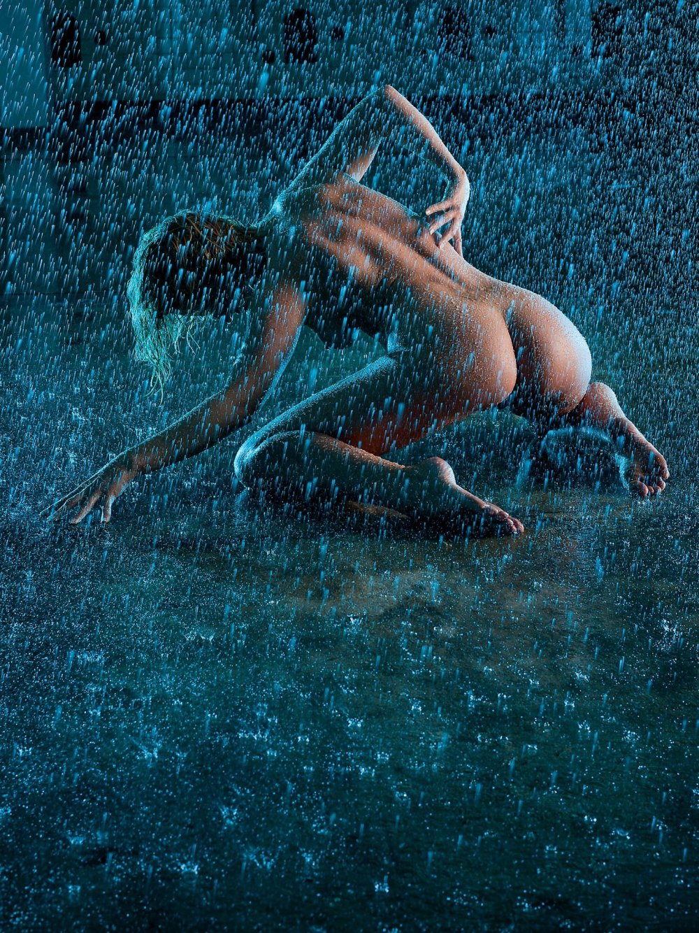 Ass naked in the rain