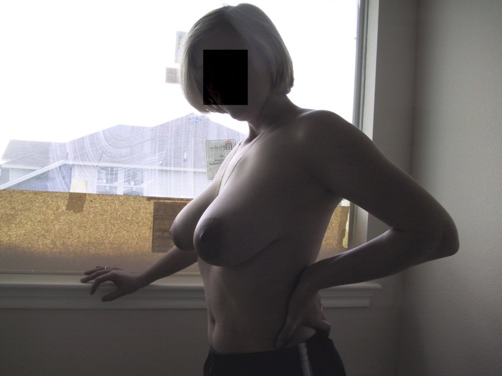 Naked women with huge boobs