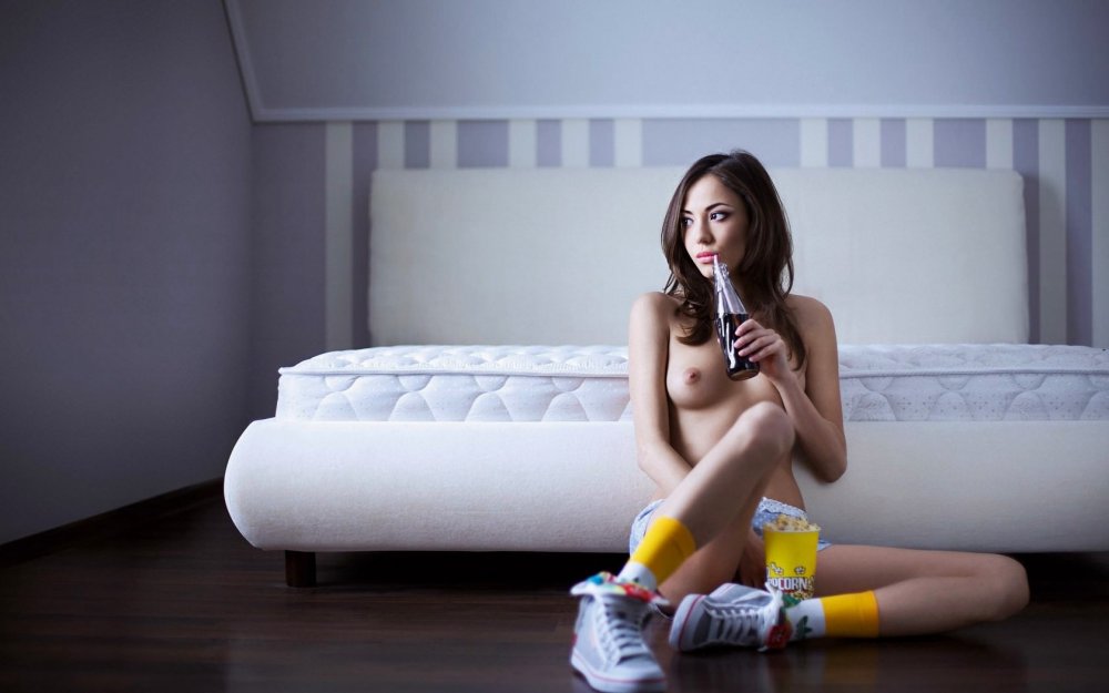 Naked ass in sneakers