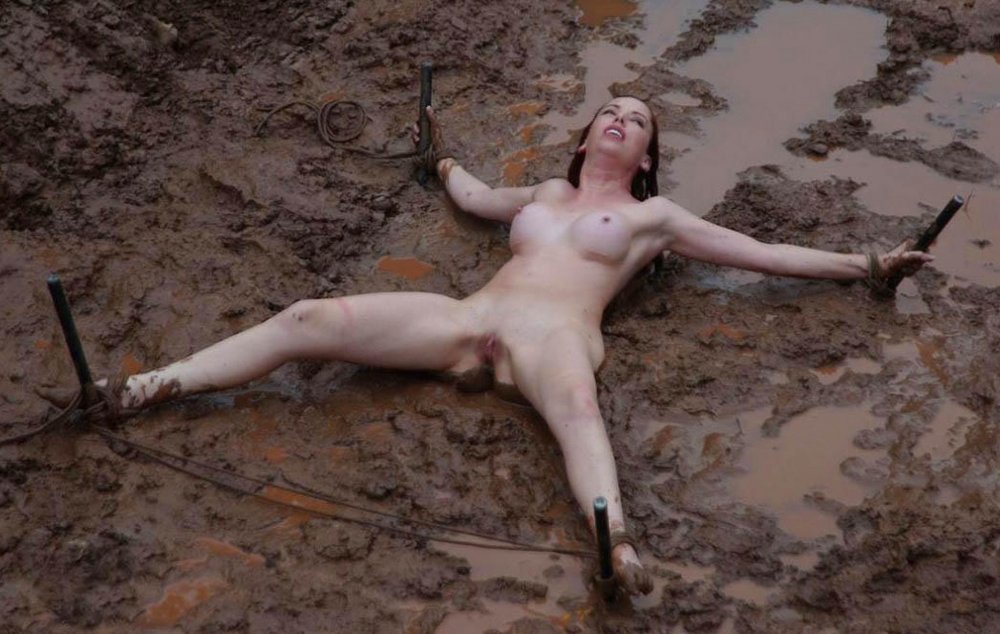 Naked girls in mud