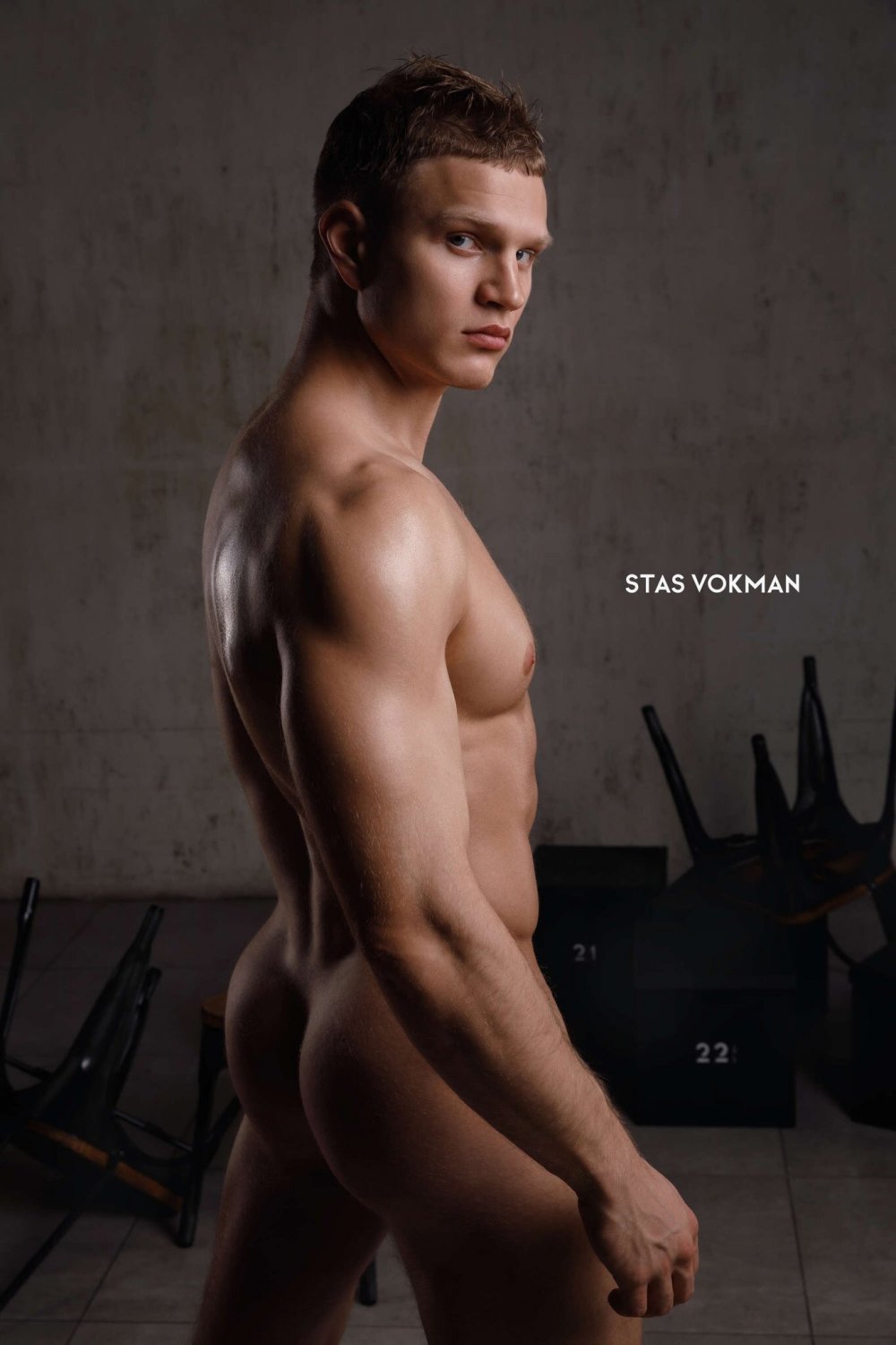 Shamil Mustafaev naked