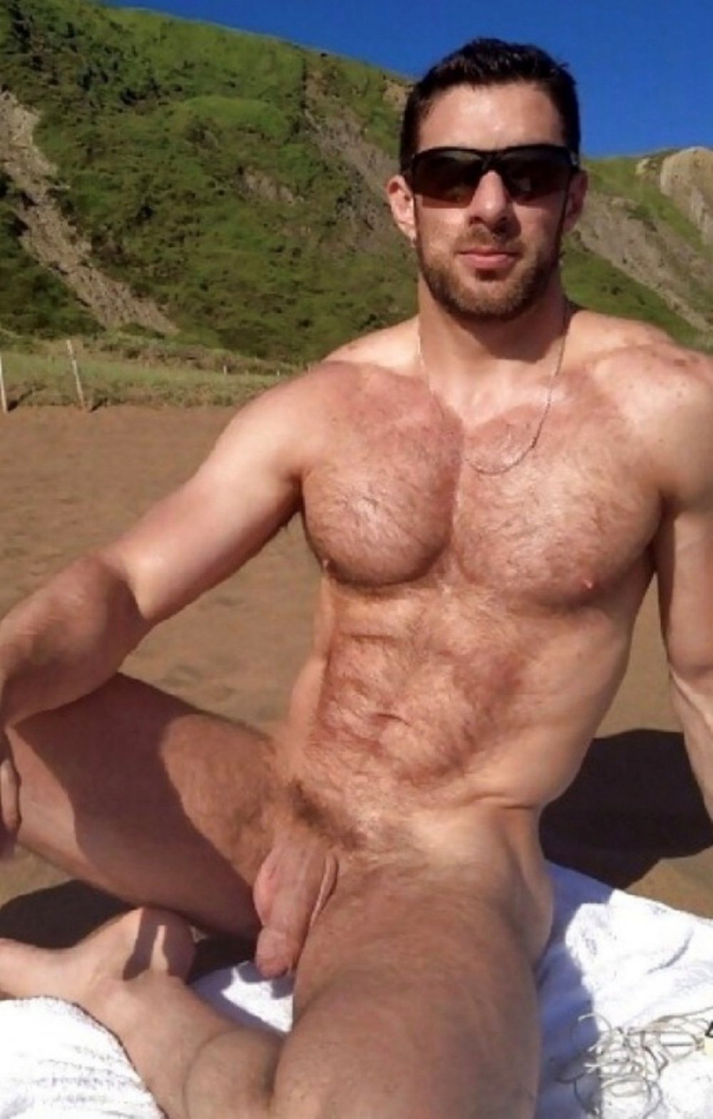 Naked hairy guys Arabs