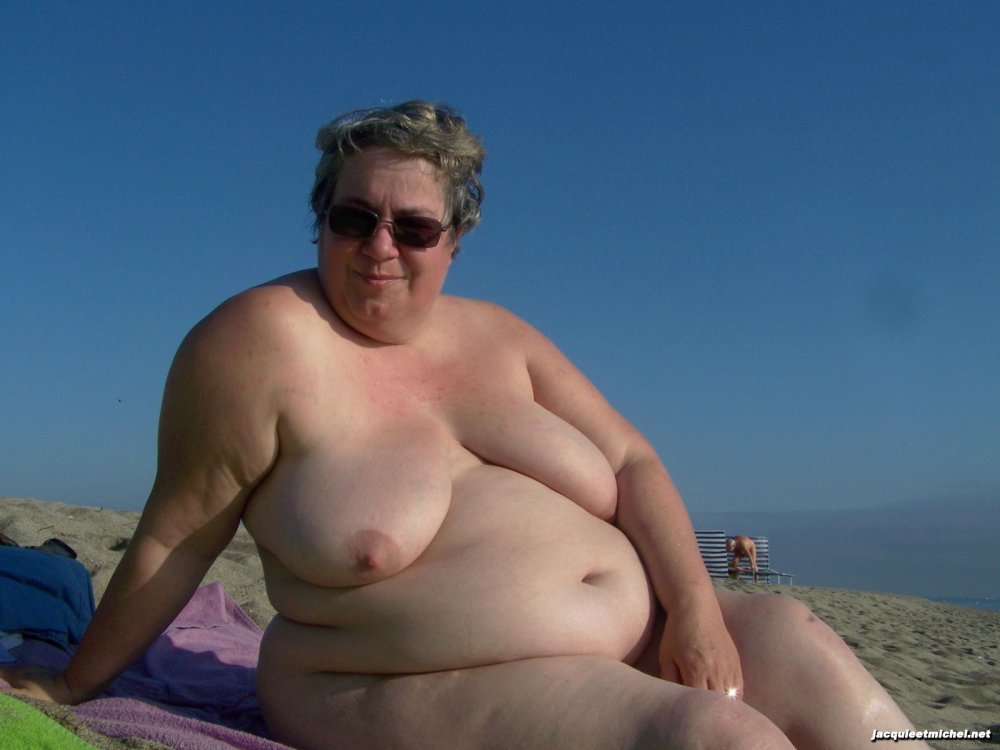 Naked old women with big tits