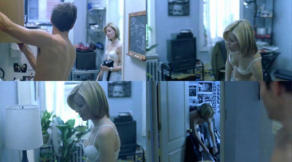 Elizabeth Banks Naked Breast