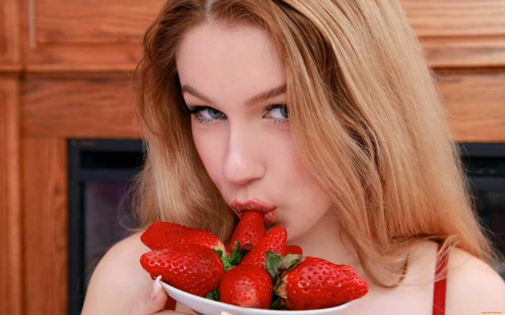 "STRAWBERRY SANDY" "MEGAN A"