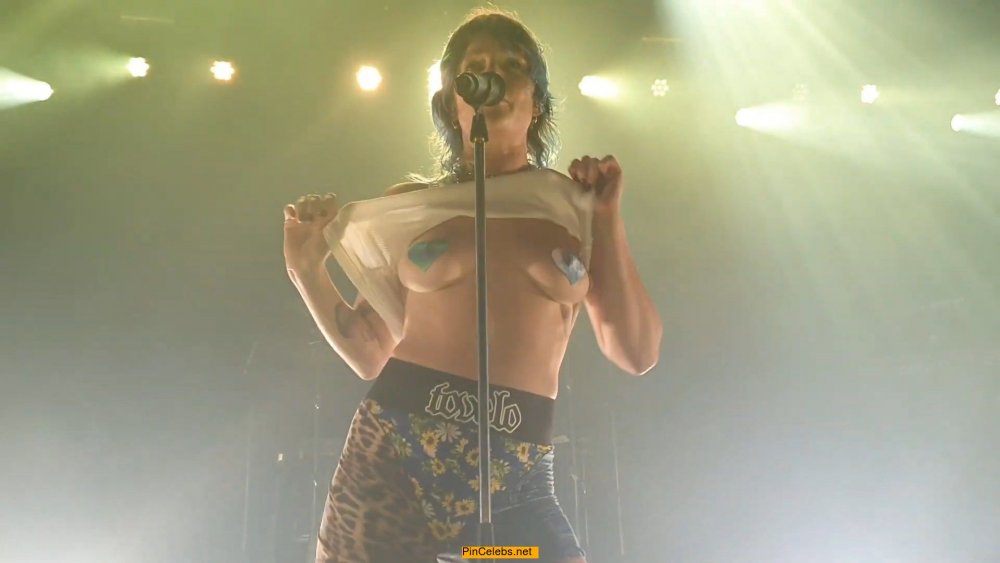 Singer TOVE LO topless