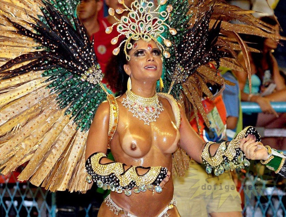 Brazilians without panties on the carnival
