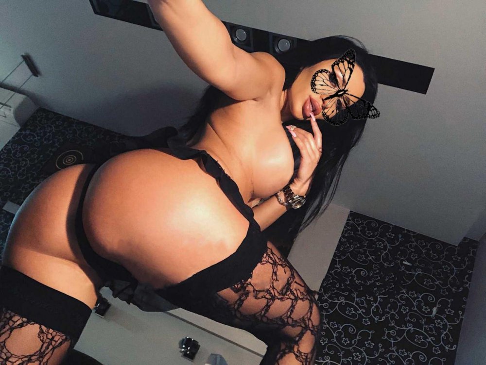 Ekaterina Romanova Model Candikatty