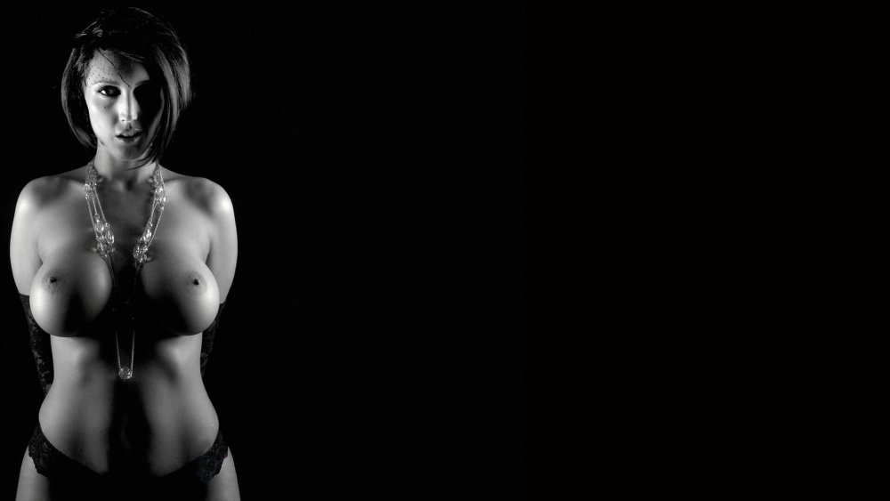 JuliaticaOfficial huge tits