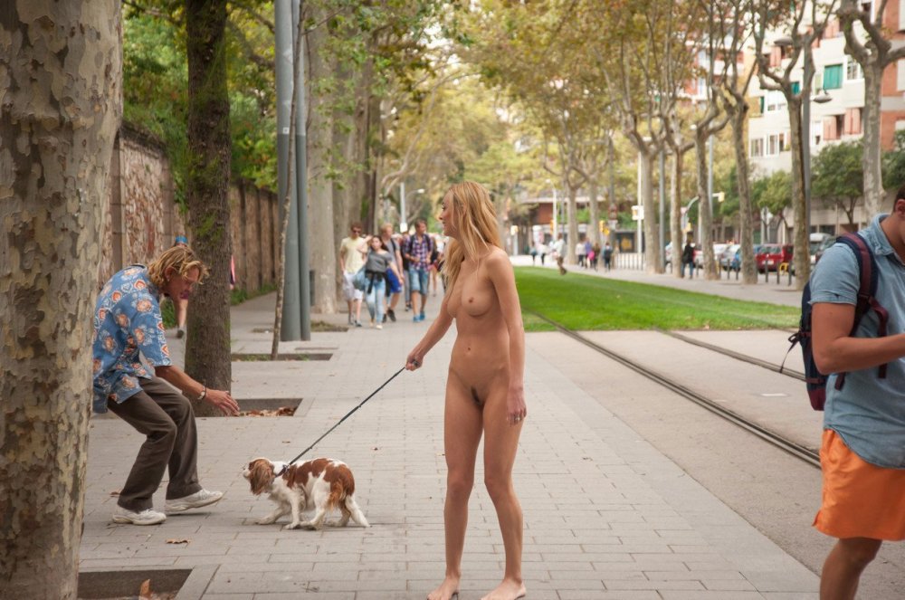 Naked women in unusual places