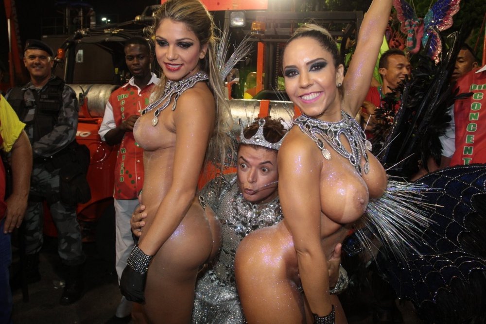 Fucking on the Brazilian carnival