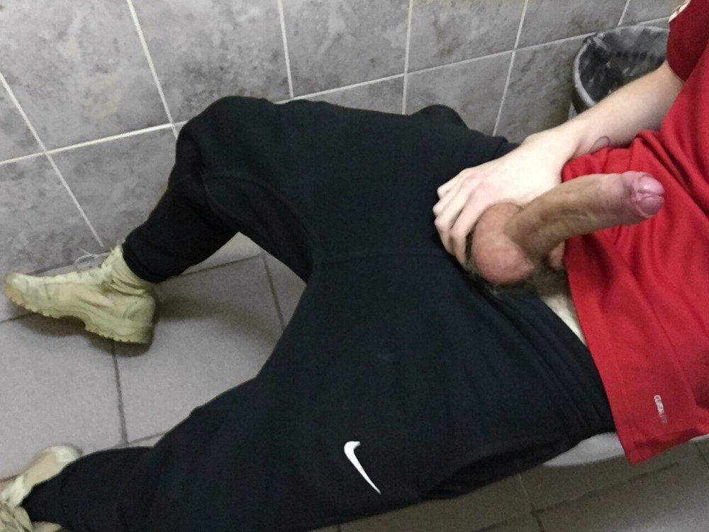 Дилан Россер голые парни