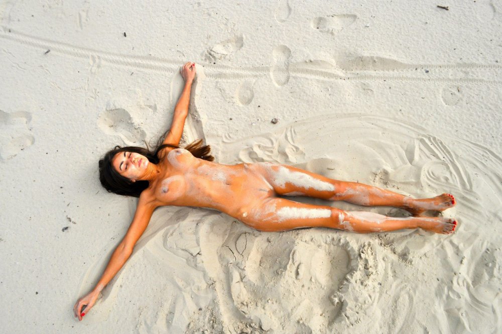 Innuska Vladimir Naked