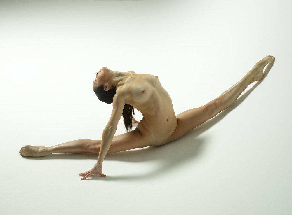 Japanese naked gymnastics