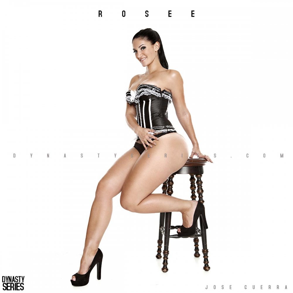 Ideal figure Rosee Divine