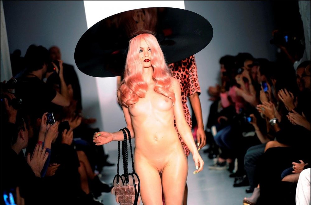 Naked Model Show