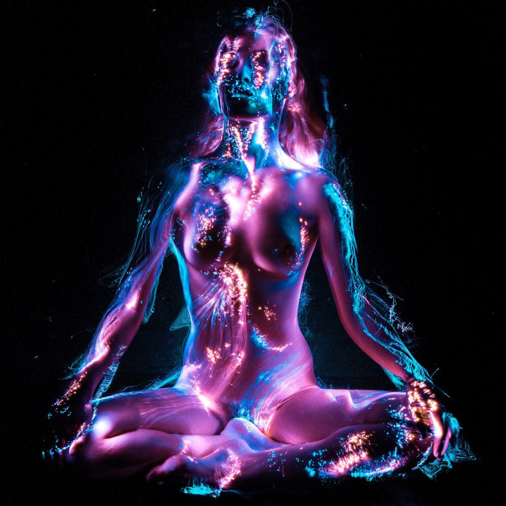 Erotic screensavers on the desktop