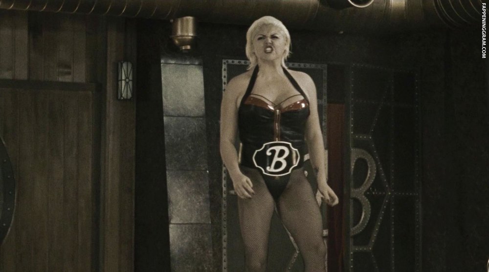 Lindsay Pelas Lindsey Pelas XXX