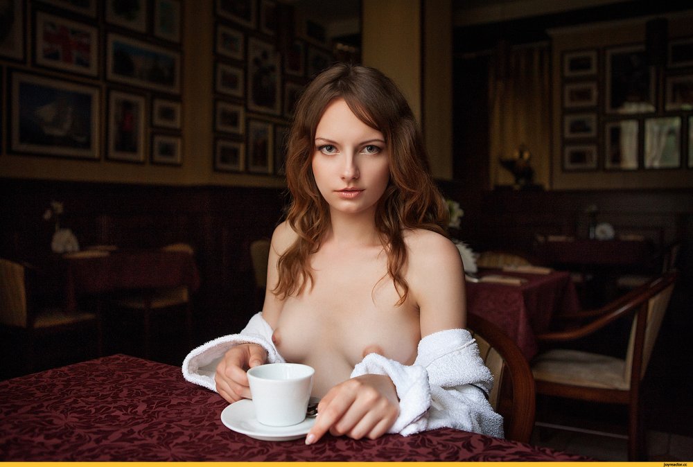 Model Eva Lunichkina nude