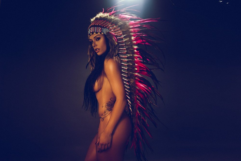 Fitness model Sue Lasmar naked