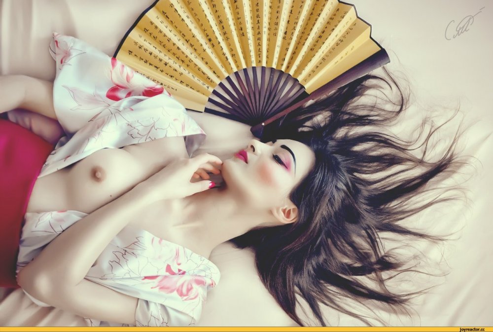 Ero photo daring flyers