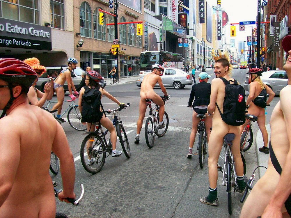 The world naked bike racket