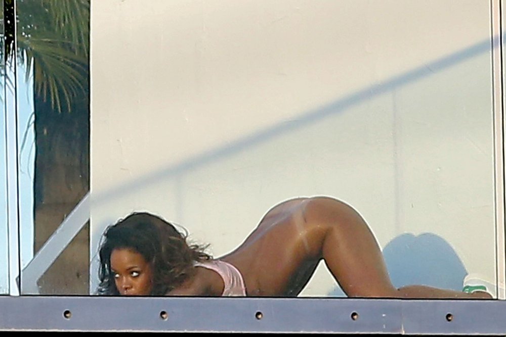 Rihanna Plovy