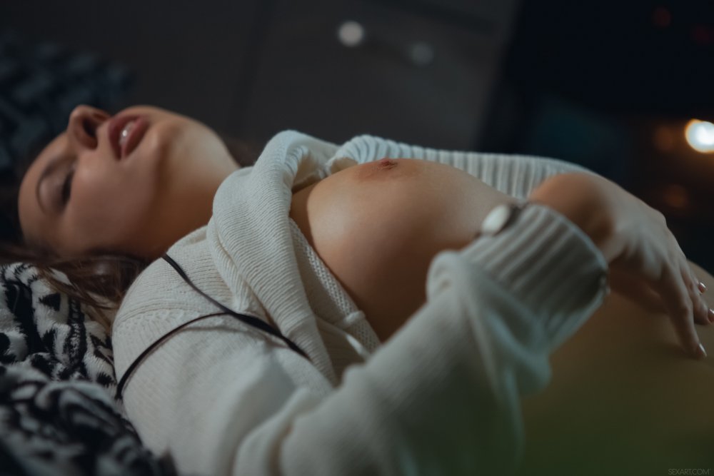 Emily J The Live Erotic without panties