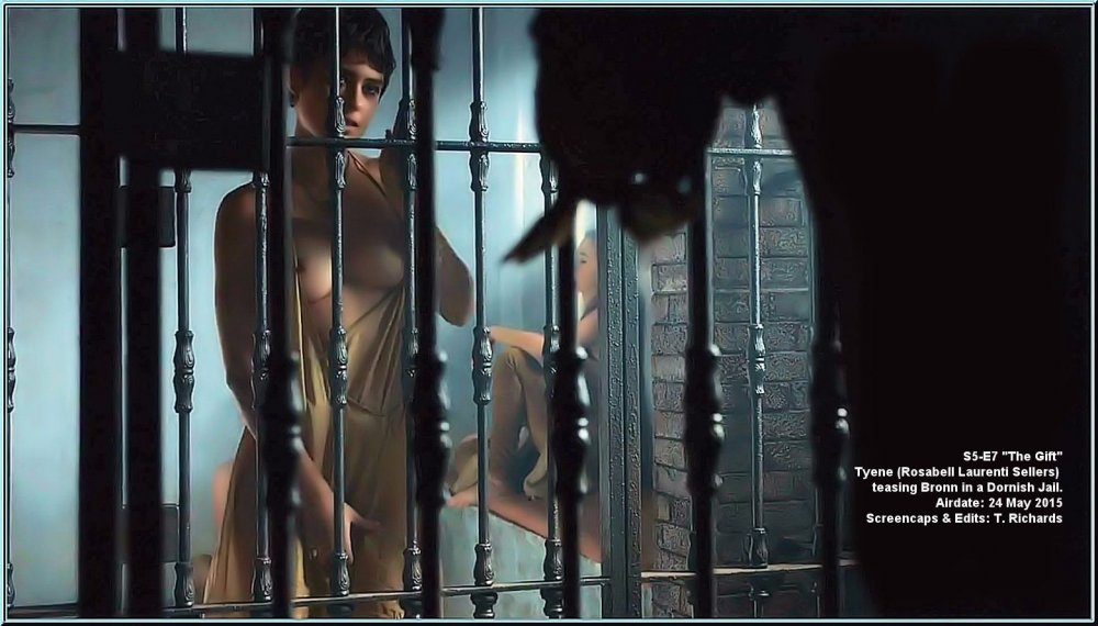 Rozabella Laurenti is naked