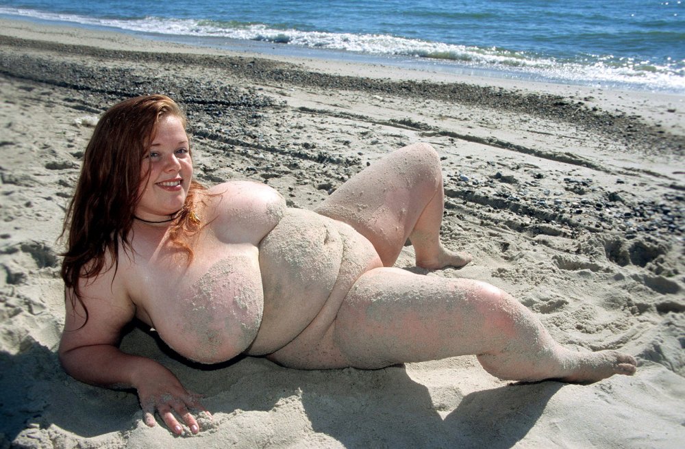 Mature bbws on the beach